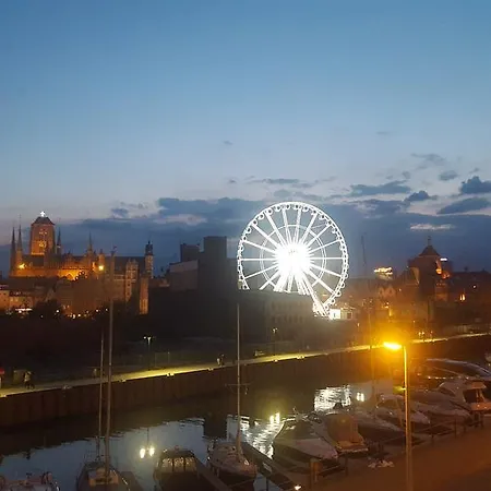 Fenix Waterlane Szafarnia Gdańsk