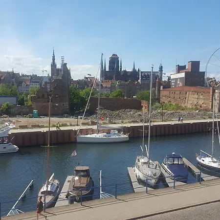 Lägenhet Fenix Waterlane Szafarnia