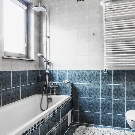 Apartament Fenix Waterlane Szafarnia *