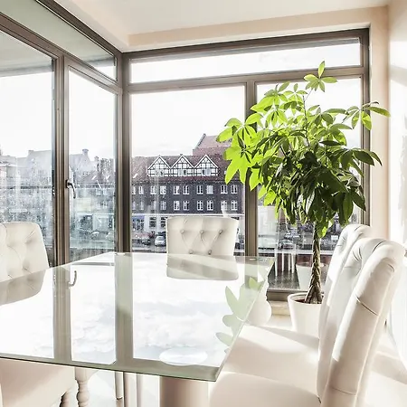 Fenix Waterlane Szafarnia Gdańsk
